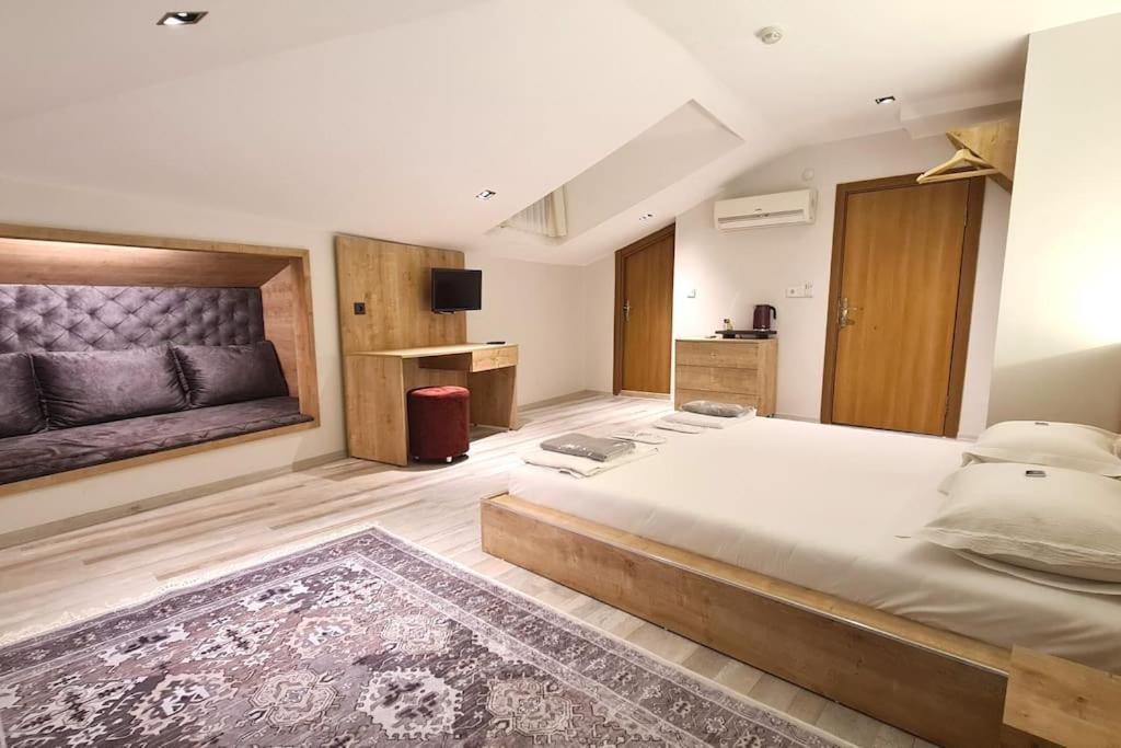 ホテル Social House Mil イスタンブール エクステリア 写真