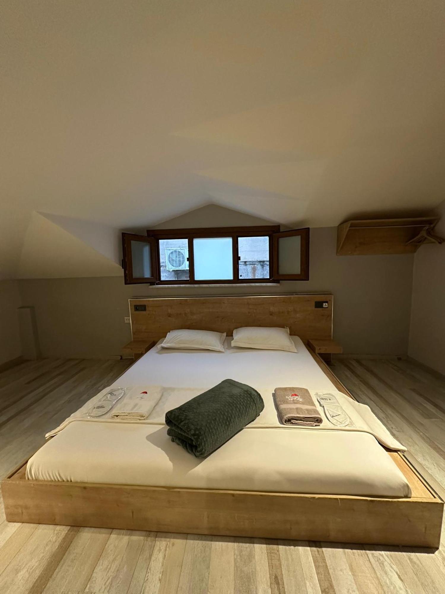 ホテル Social House Mil イスタンブール エクステリア 写真