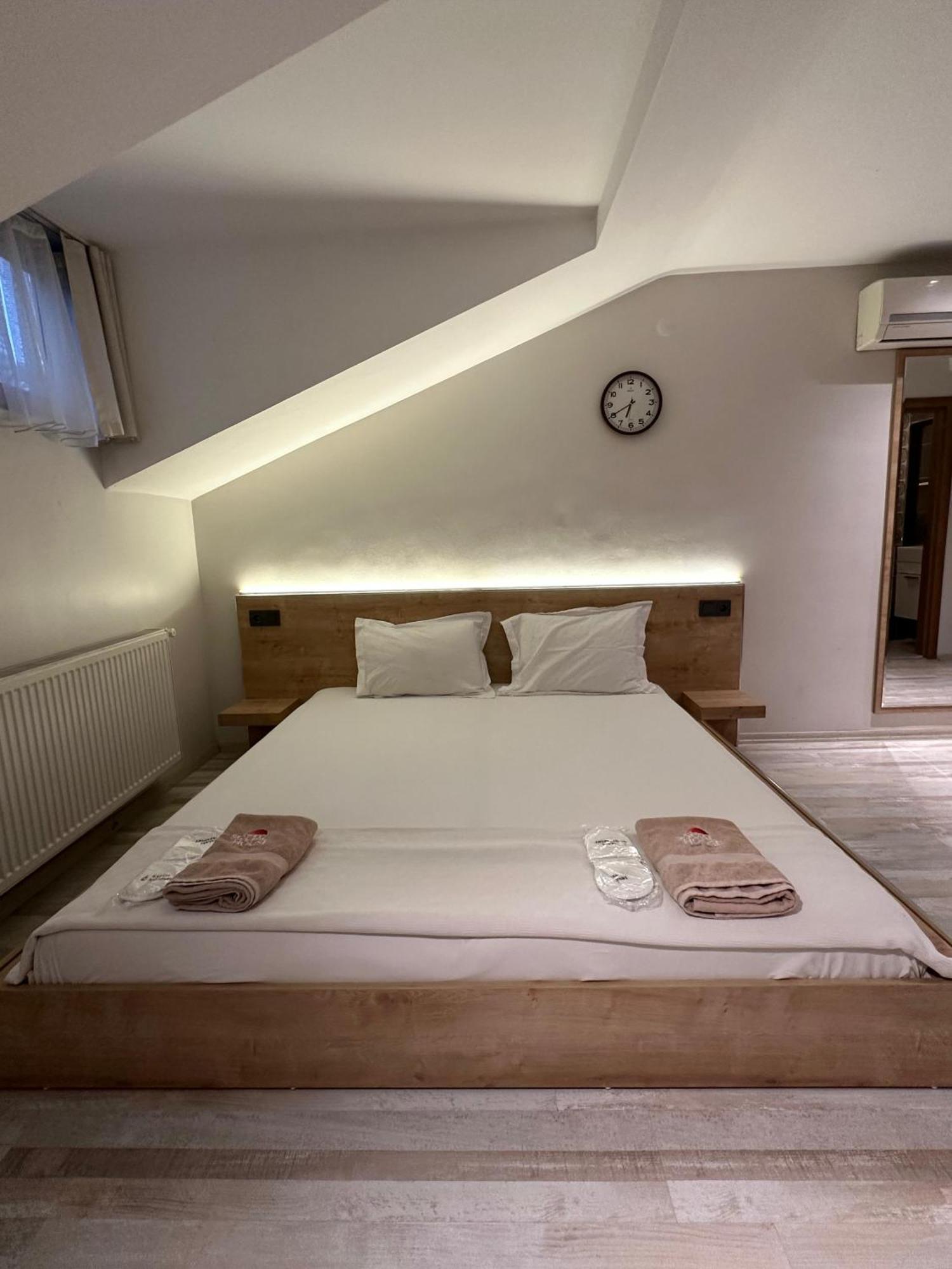 ホテル Social House Mil イスタンブール エクステリア 写真